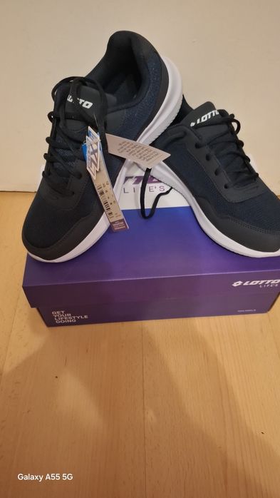 Маратонки  Lotto