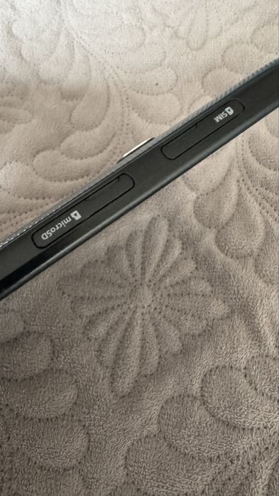 Продам срочно Планшет