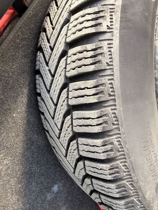 Roti (jante + anvelope iarna + capace) 195/65/15 - 5x112