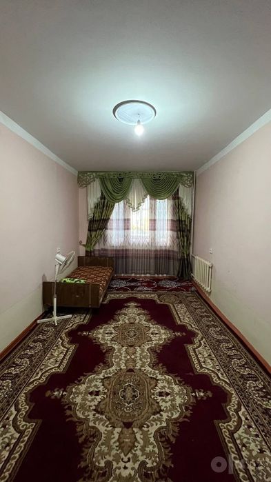 Студент кизларга ва оилага квартира ижарага берилади