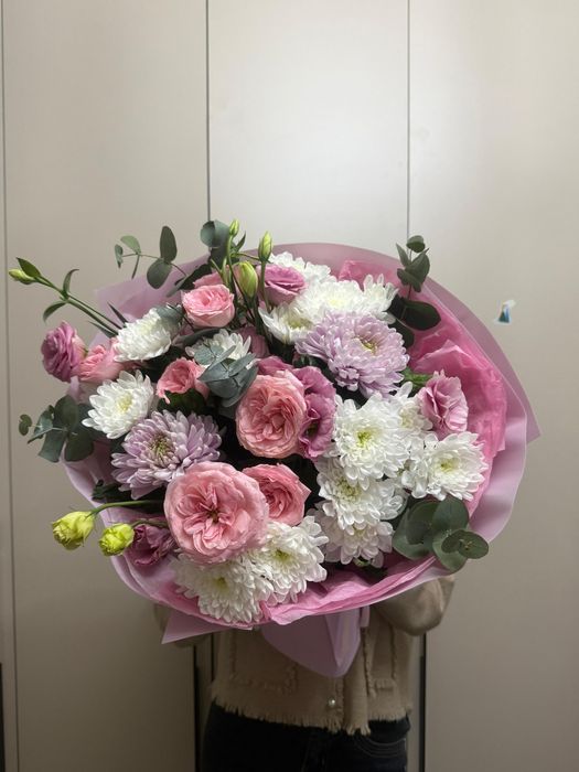 Продам красивые, свежие цветы.