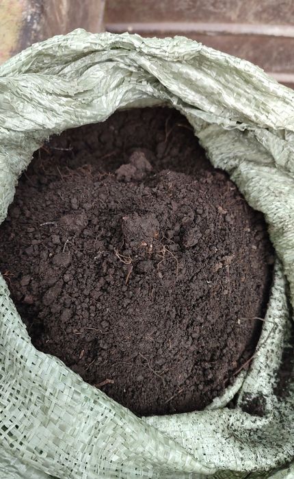 Чернозём в мешках