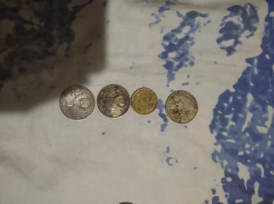 Продам истерические монеты