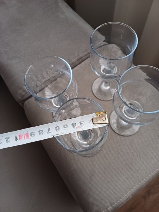 Чаши  за   вино.