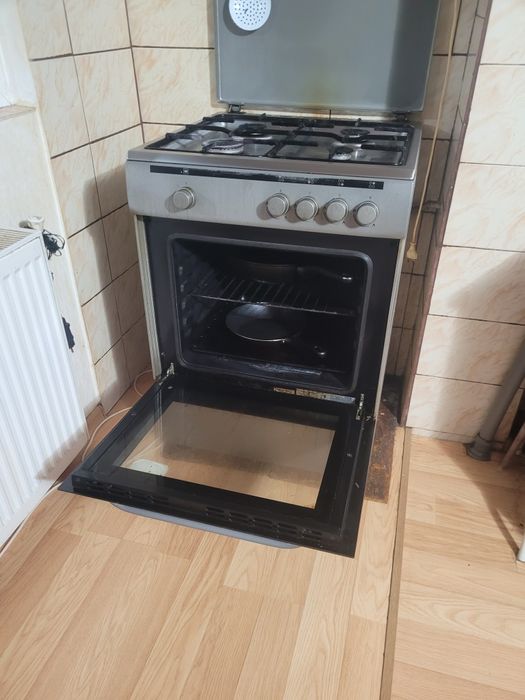 Vând Aragaz MYRIA PE GAZ