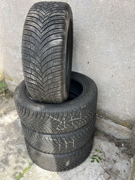 Firestone WinterHawk 4 225/55 R18 102V dot 2024