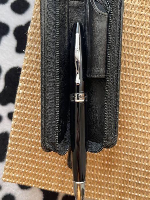 Pix Rolls Royce + husa Montblanc