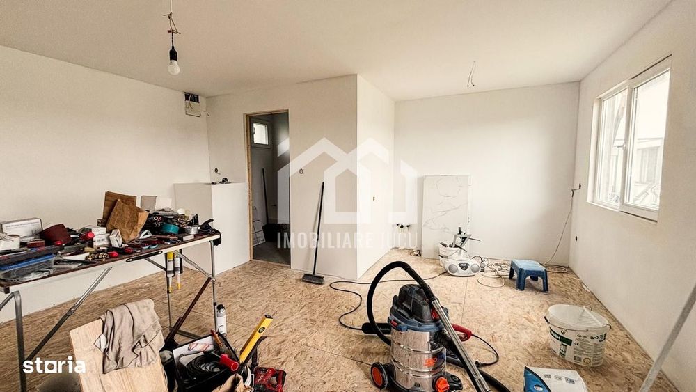 Casa Individuala 4 camere, 108mp, Teren 500mp, Piscina,  Penny-Apahida