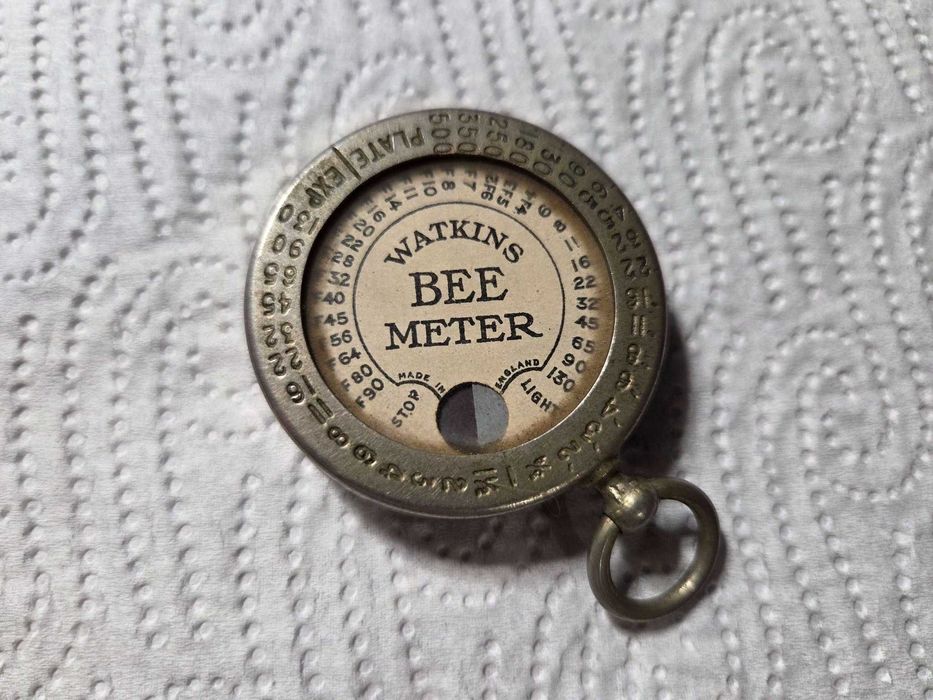 Aparat vintage de masurat foto