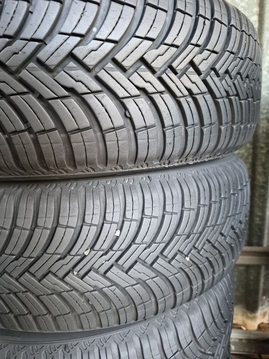 4бр. 185 65 15 Pirelli всесезонни.