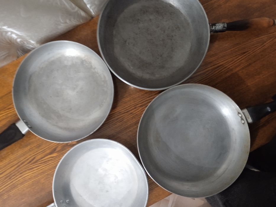 Продам сковородкм алюминивые