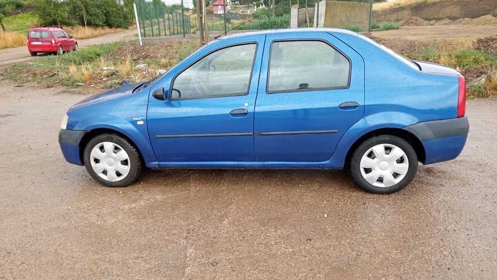 Vand dacia logan  full  16 benzina  propietar