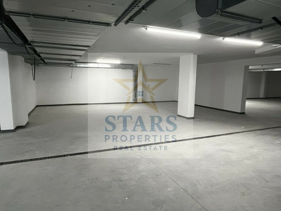 Продава се Тристаен апартамент в Варна, м-т Св. Никола - 159 кв.м за 1363 €/кв.м - Снимка #15