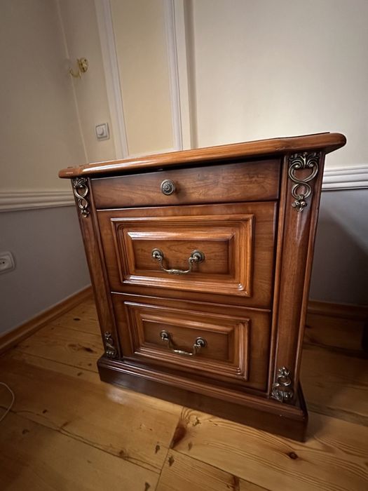 Срочно продаётся спальная мебель