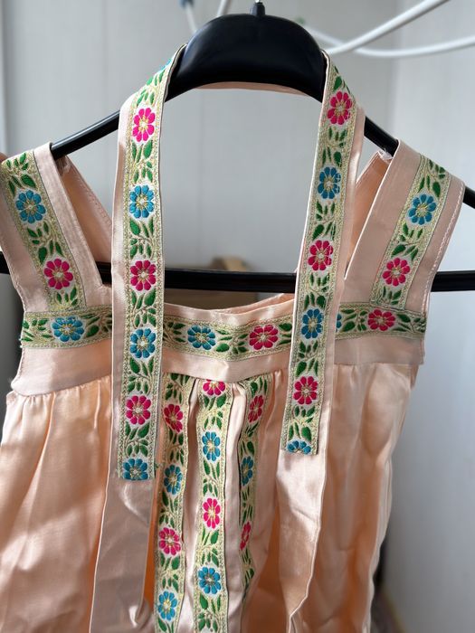 Продам сарафан