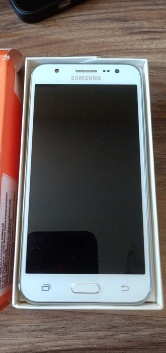 НОВ моб.телефон Samsung Galaxy J5 (2016) (SM-J510F) 16GB, черен цвят