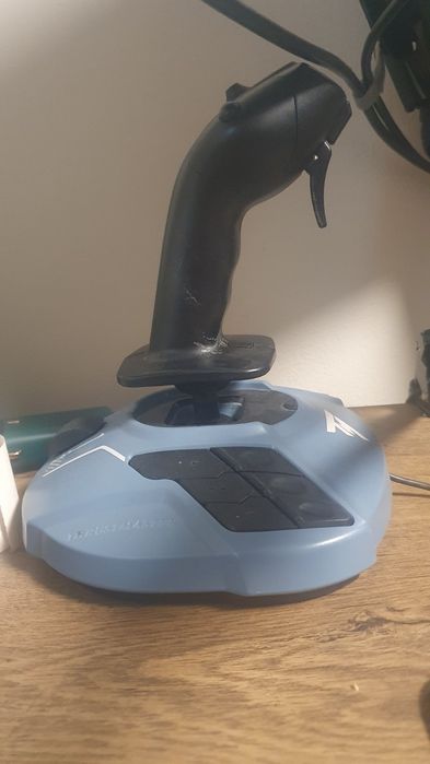 Airbus джойстици