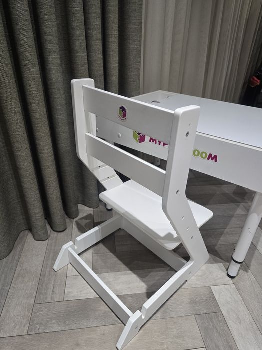 Детский стол и стул