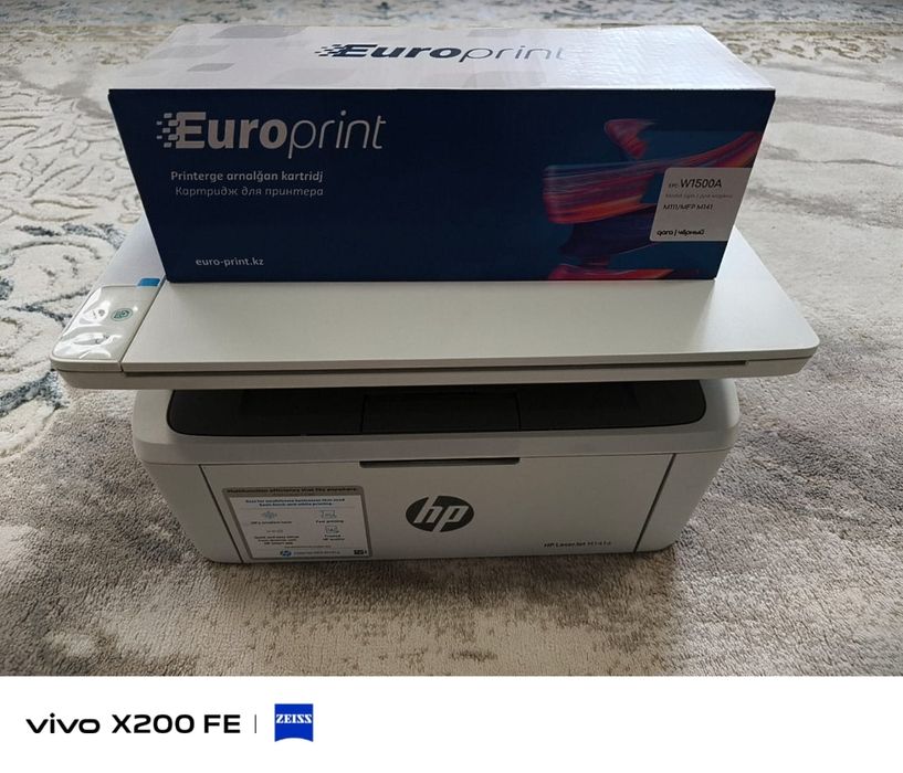 Продаю принтер hp