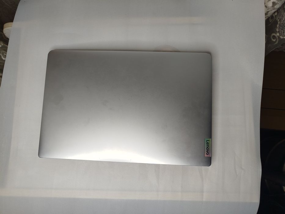 Лёгкий и мощный ноутбук Lenovo на DDR5 AMD Athlon 7120 8/256