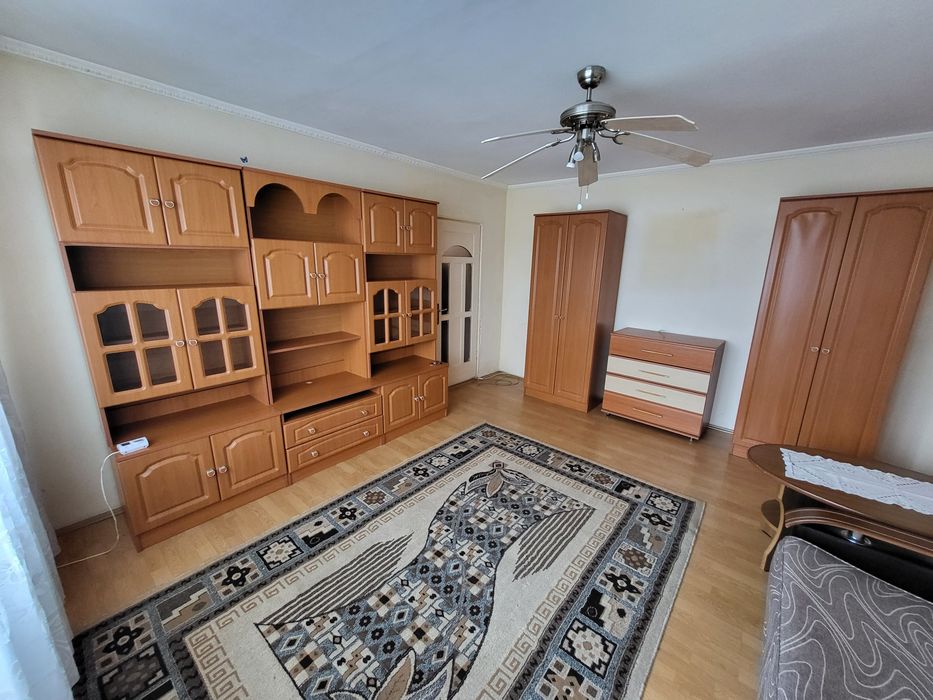 Apartment de inchiriat