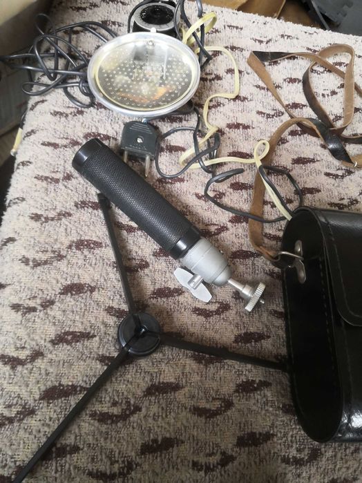 Светкавица Чайка за фотоапарат и статив