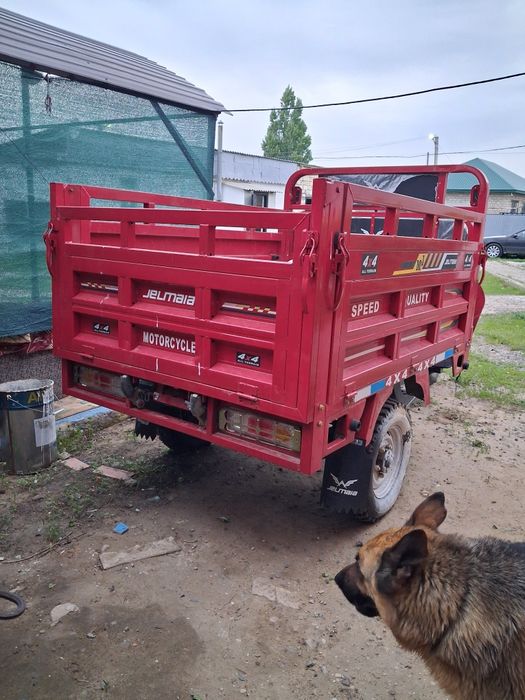 Продам  б/у  трицикл