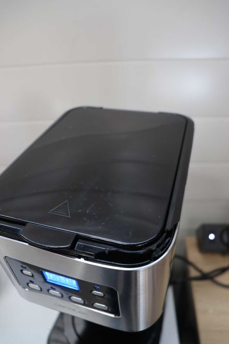 Кафемашина Cecotec Coffee 66 Drop, 950W, 1.2л 10чаши, LCD, лек ДЕФЕКТ