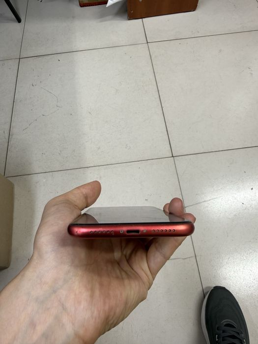 Продам iphone 11 128гб