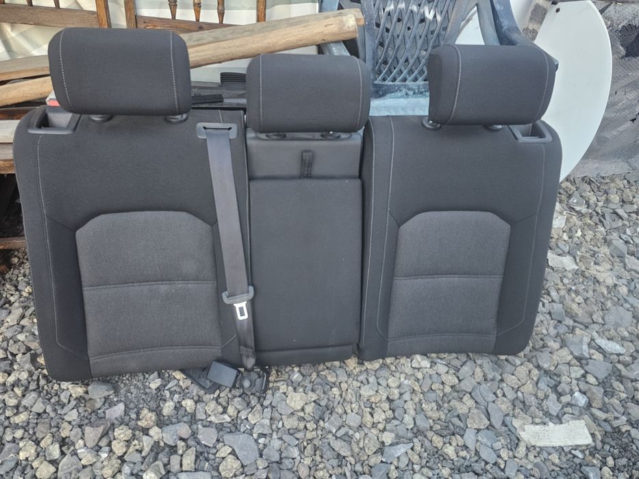 комплект седалки за Passat b8 комби 2015-2023 година .