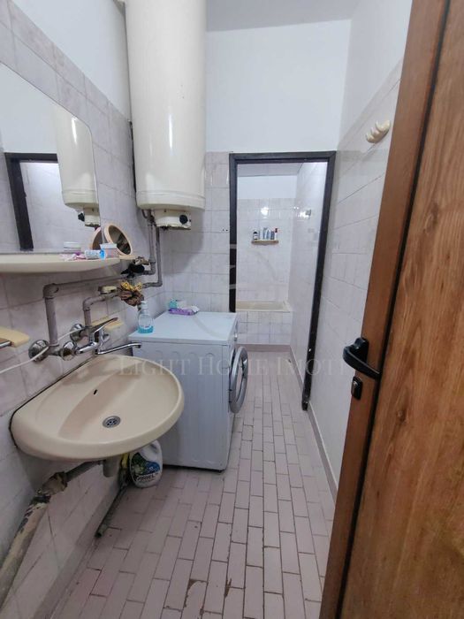 Продава се Тристаен апартамент в Пловдив, Тракия - 80 кв.м за 1688 €/кв.м - Снимка #9