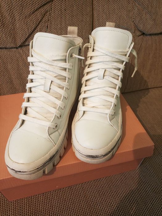 Ботинки женские демисезонные