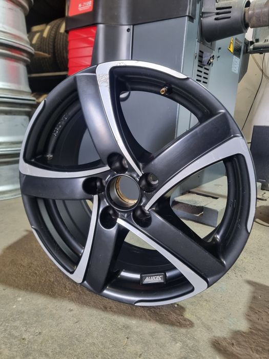 Jante R16 Aliaj 5x100 ALUTEC 7J ET 38 Audi A1 Skoda Fabia vw Polo 6R