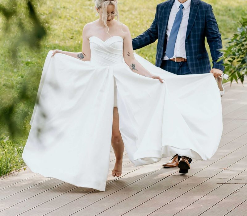 Rochie de mireasă – mărime S-M, ușor ajustabilă
