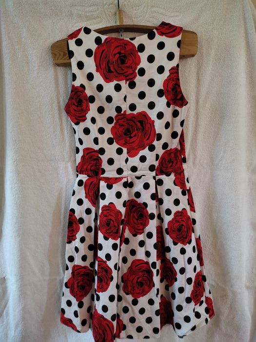 Платья на девочку