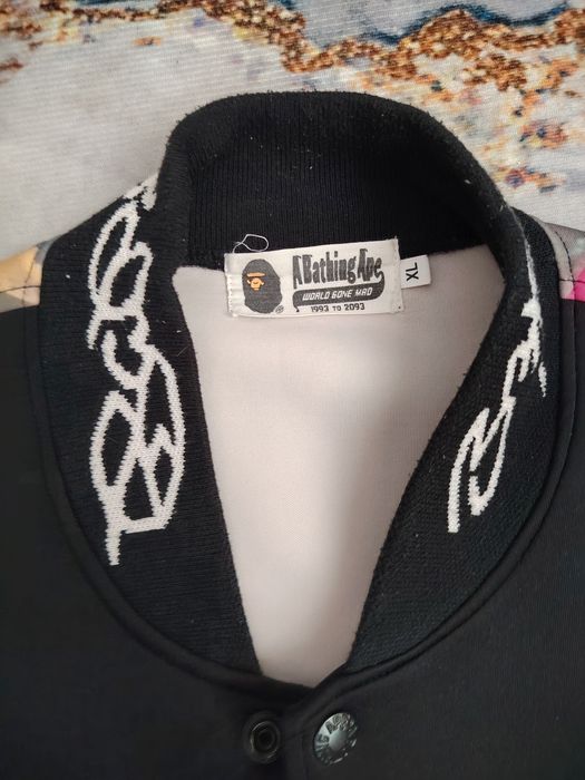 Продам бомбер Bape L-XL размер
