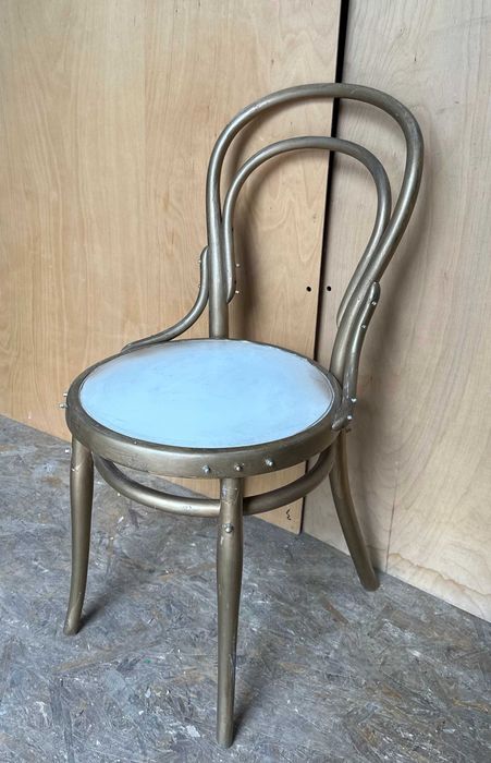 3 buc Scaun Vintage stil Thonet din lemn; Scaun cu sezut din ratan
