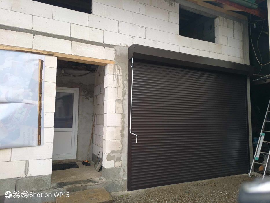 Usa Garaj  Rulou * câștiga spațiu pentru garajul tău