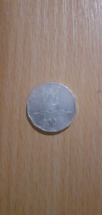 Moneda 5000 de lei veche