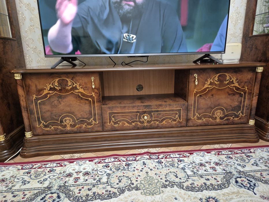 Продам гарнитур для гостиной