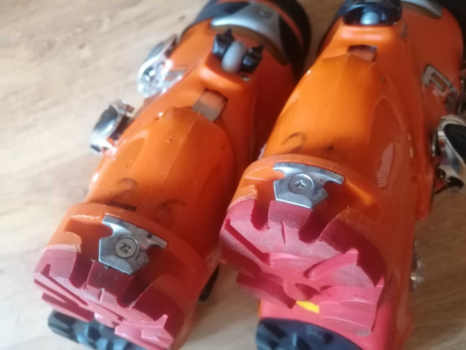 Clapari tura Scarpa F3 ghete ski schi alpinism head atomic volkl stokl