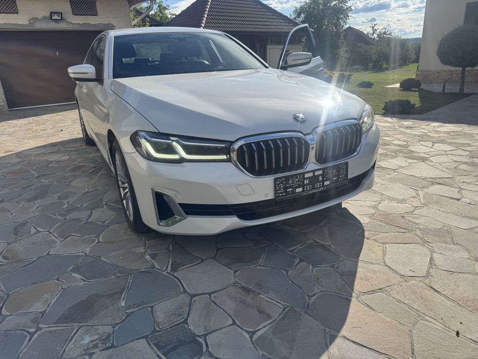 Bara fata , bara spate ,praguri bmw g30 facelift 2021 alb