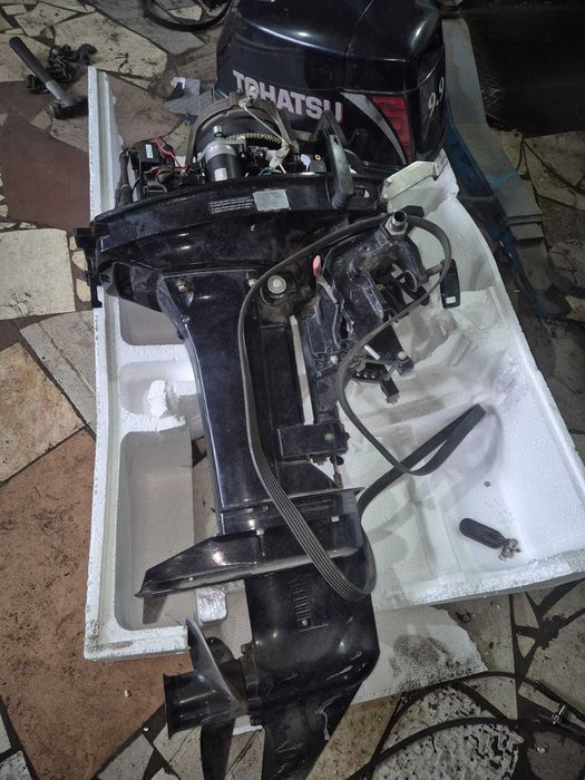 Tohatsu 9.9 с рычагом газа  / Срочная продажа