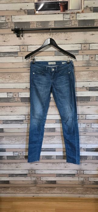 Guess S-дамски дънки (А-140)
