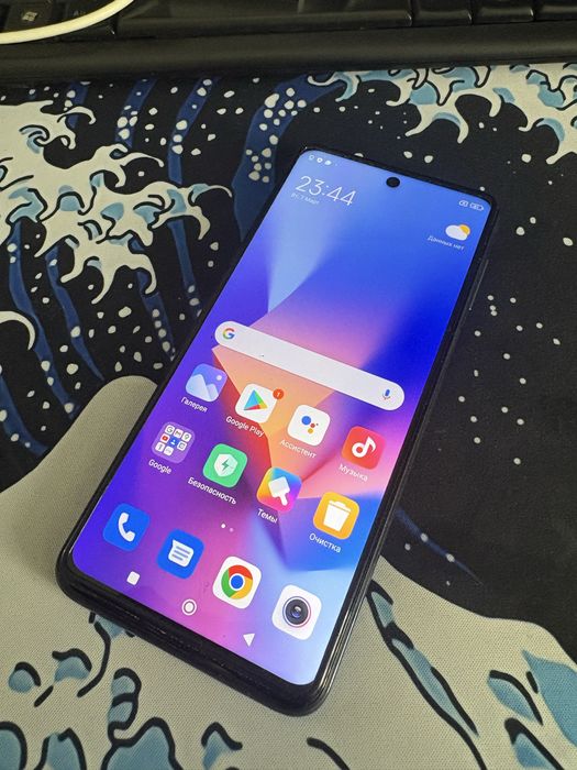 Продам Redmi Note 9S 6/128