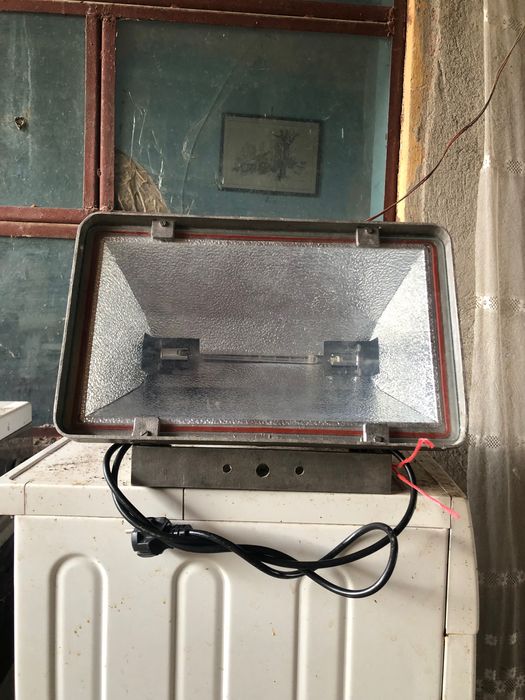 Vând unelte de grădinărit si altele