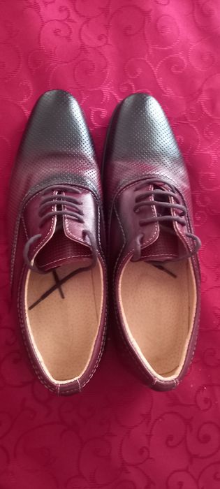 Pantofi de bărbați sunt noi
