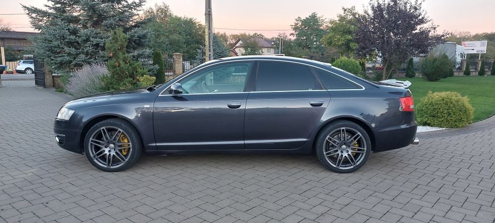 Audi A6 din 2007 motor 4.2 V8 Benzina Cutie Automata Quattro 4x4 Volan pe dreapta Anglia