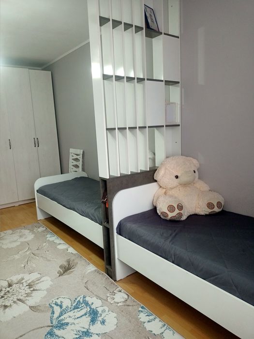 Продам детскую кровать с матрасом