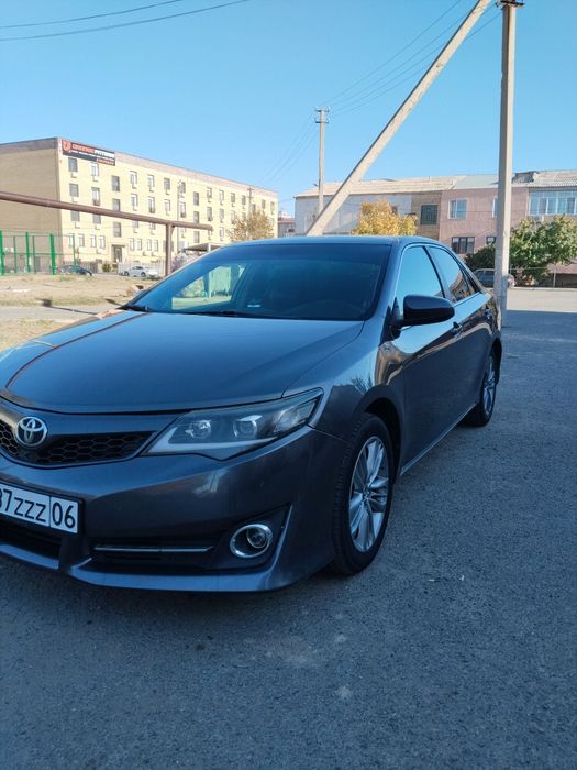 Продается Камри 50